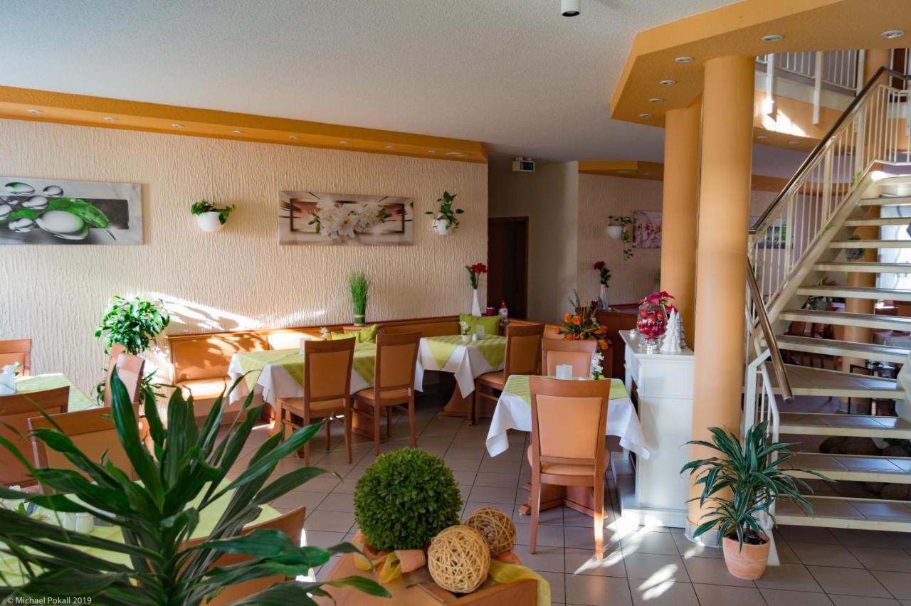 Hotel Wutzler Miesitz Εξωτερικό φωτογραφία